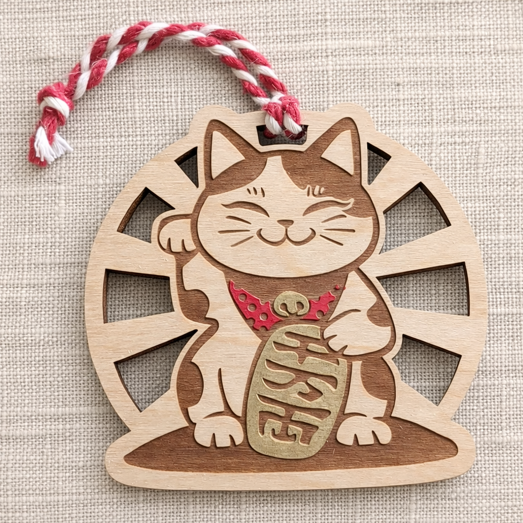 Lucky Cat ornament (Maneki Neko) decor